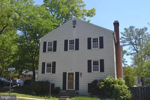 1 Ingleside Ct, Rockville, MD 20850