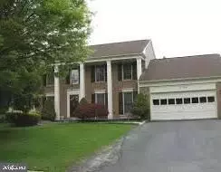 2124 Cherry Leaf Ln, Silver Spring, MD 20906