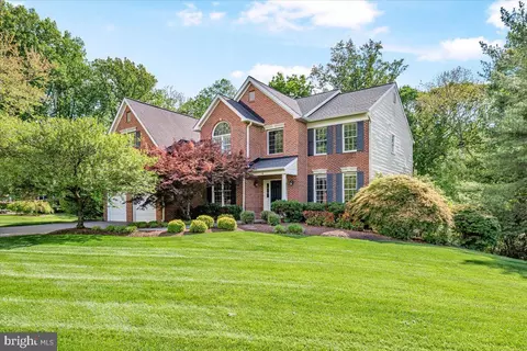 4 Deer Trail Ct, Gaithersburg, MD 20878