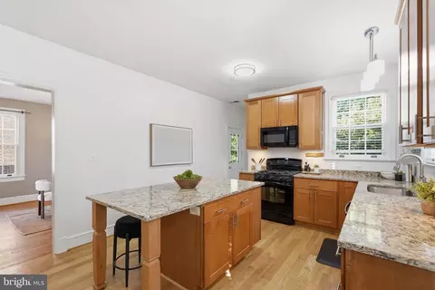 Kitchen - 710 Wayne Ave, Silver Spring, MD 20910 photo 2 of 4