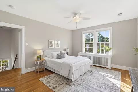 Bedroom - 710 Wayne Ave, Silver Spring, MD 20910 photo 3 of 8