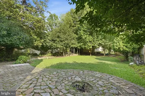 Exterior - 710 Wayne Ave, Silver Spring, MD 20910 photo 3 of 7