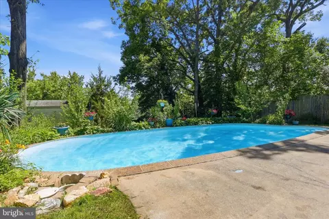 Exterior - 2806 Urbana Dr, Silver Spring, MD 20906 photo 5 of 5