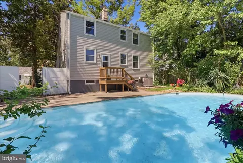 Exterior - 2806 Urbana Dr, Silver Spring, MD 20906 photo 2 of 5