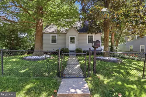 2806 Urbana Dr, Silver Spring, MD 20906