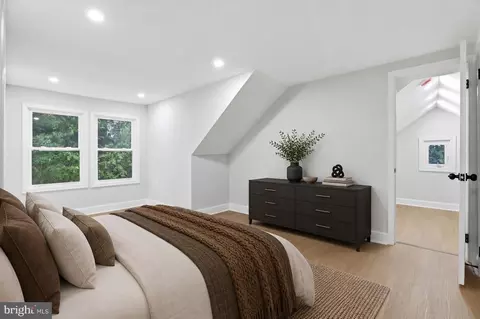 Bedroom - 805 Langley Dr, Silver Spring, MD 20901 photo 9 of 13