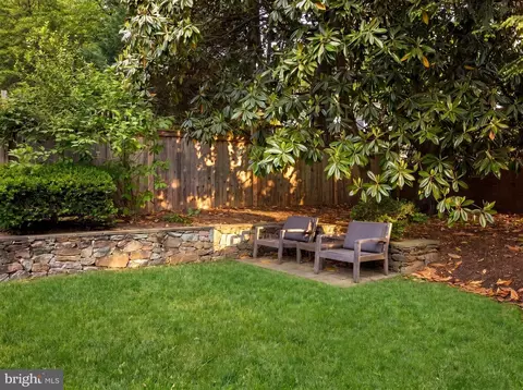 Exterior - 7203 Summit Ave, Chevy Chase, MD 20815 photo 5 of 5