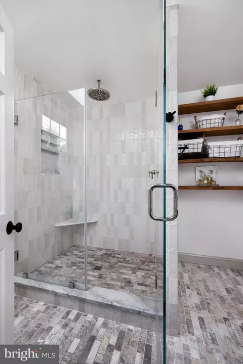 Bath - 7203 Summit Ave, Chevy Chase, MD 20815 photo 3 of 4