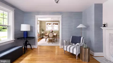 Entry Way - 7203 Summit Ave, Chevy Chase, MD 20815 photo 3 of 5