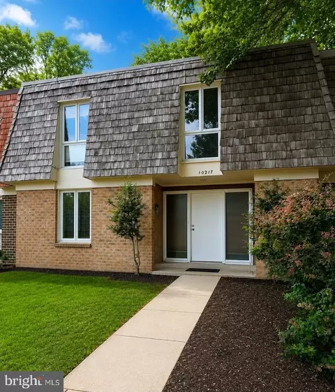 10217 Kindly Ct, Gaithersburg, MD 20886