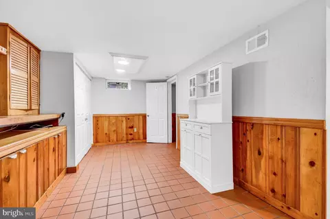 Entry Way - 4510 Gridley Rd, Silver Spring, MD 20906 photo 1 of 1
