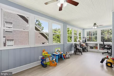 Exterior - 2504 Seminary Rd, Silver Spring, MD 20910 photo 4 of 10