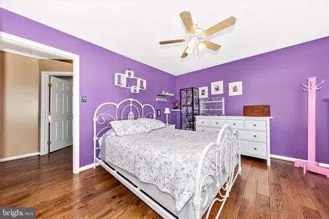 Bedroom - 6 Tom Fox Ct, Poolesville, MD 20837 photo 6 of 7