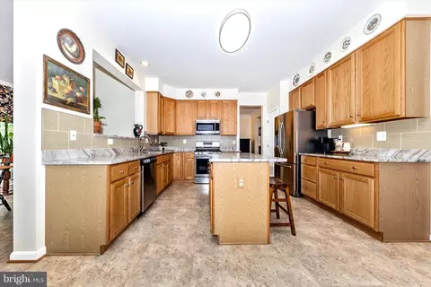 Kitchen - 6 Tom Fox Ct, Poolesville, MD 20837 photo 1 of 5