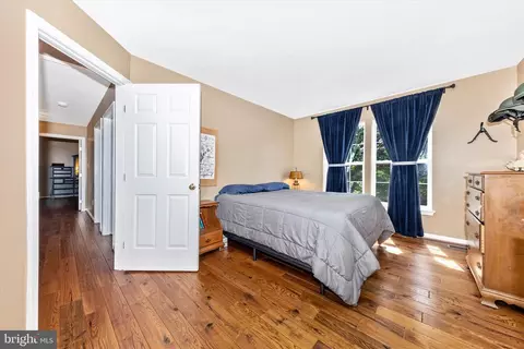 Bedroom - 6 Tom Fox Ct, Poolesville, MD 20837 photo 5 of 7