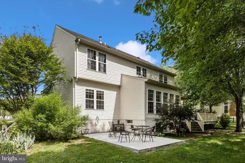 Exterior - 6 Tom Fox Ct, Poolesville, MD 20837 photo 7 of 20