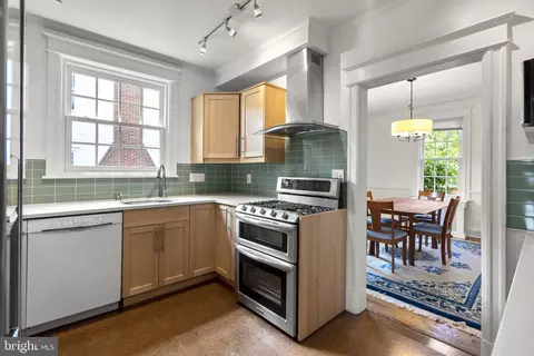 Kitchen - 2006 Glen Ross Rd, Silver Spring, MD 20910 photo 3 of 4