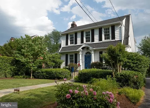Exterior - 2006 Glen Ross Rd, Silver Spring, MD 20910 photo 10 of 10