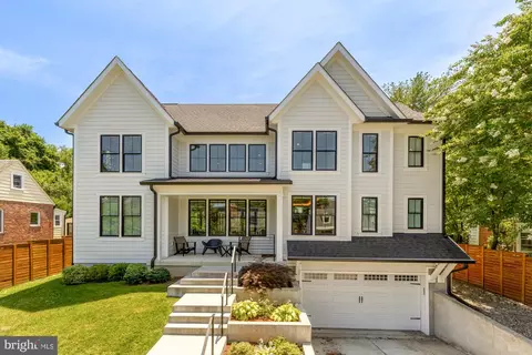 4708 S Chelsea Ln, Bethesda, MD 20814