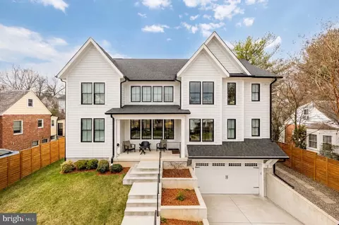 4708 S Chelsea Ln, Bethesda, MD 20814