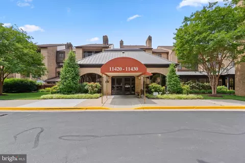 11420 Strand Dr #R-010, Rockville, MD 20852