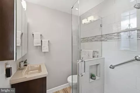Bath - 10713 Gregory St, Silver Spring, MD 20901 photo 1 of 3