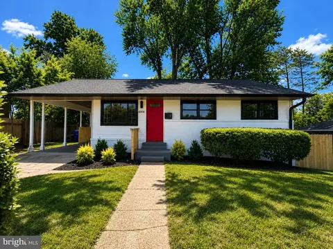 4304 Elizabeth St, Rockville, MD 20853