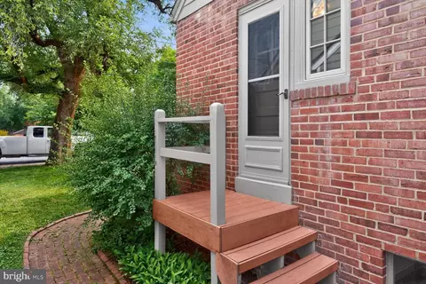 702 Mcneill Rd, Silver Spring, MD 20910 photo 29