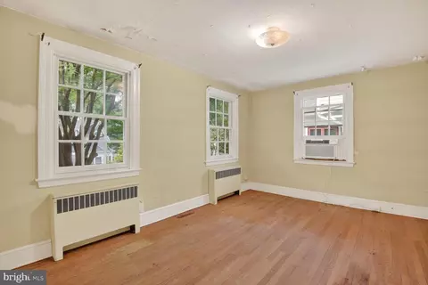 702 Mcneill Rd, Silver Spring, MD 20910 photo 11