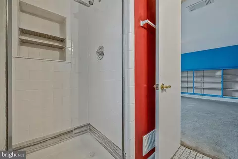Bath - 11003 Wheeler Dr, Silver Spring, MD 20901 photo 6 of 6
