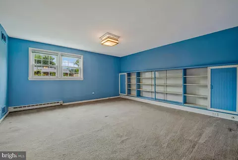 Bedroom - 11003 Wheeler Dr, Silver Spring, MD 20901 photo 7 of 8