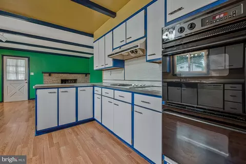 Kitchen - 11003 Wheeler Dr, Silver Spring, MD 20901 photo 2 of 3