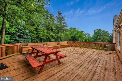 Exterior - 11003 Wheeler Dr, Silver Spring, MD 20901 photo 5 of 6