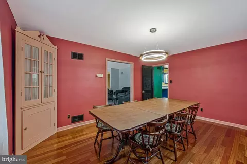 Dining - 11003 Wheeler Dr, Silver Spring, MD 20901 photo 2 of 2