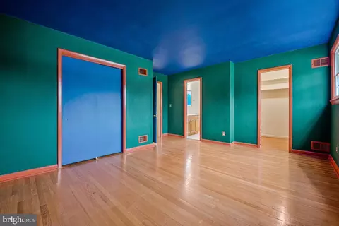 Bedroom - 11003 Wheeler Dr, Silver Spring, MD 20901 photo 5 of 8