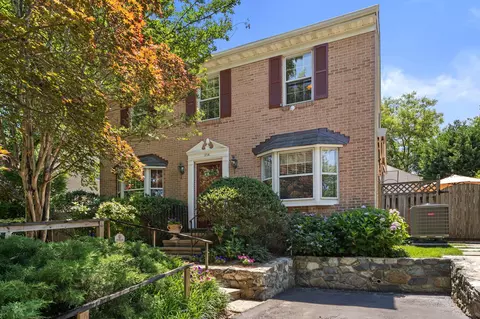 1714 Luzerne Ave, Silver Spring, MD 20910