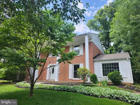 1395 Stratton Dr, Rockville, MD 20854