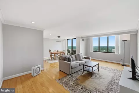 5225 Pooks Hill Rd #1819N, Bethesda, MD 20814