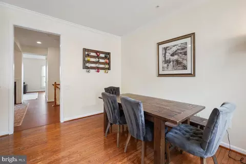 Dining - 11428 Grandview Ave, Wheaton, MD 20902 photo 2 of 4