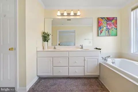 Bath - 11428 Grandview Ave, Wheaton, MD 20902 photo 1 of 4