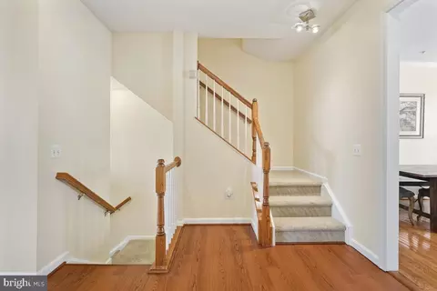 Entry Way - 11428 Grandview Ave, Wheaton, MD 20902 photo 6 of 10