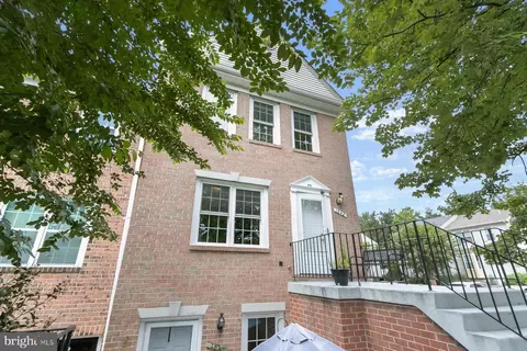 Exterior - 1842 Bronzegate Blvd #191, Silver Spring, MD 20904 photo 6 of 9