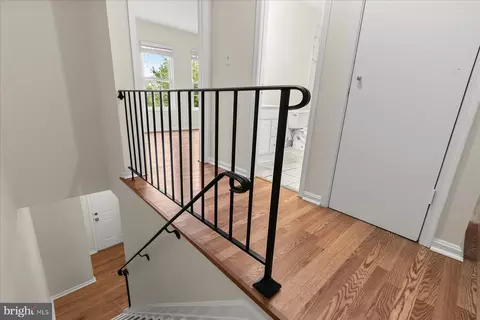 Entry Way - 1842 Bronzegate Blvd #191, Silver Spring, MD 20904 photo 4 of 4