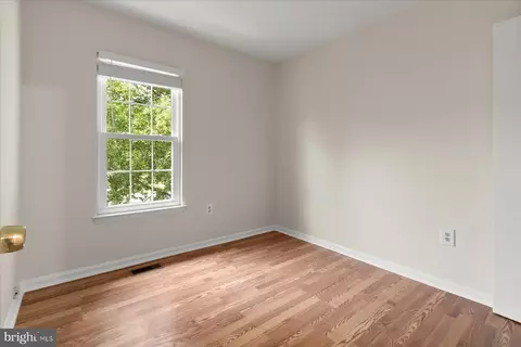 Bedroom - 1842 Bronzegate Blvd #191, Silver Spring, MD 20904 photo 2 of 3