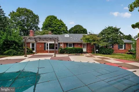 Exterior - 805 Orchard Way, Silver Spring, MD 20904 photo 2 of 15