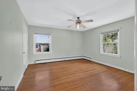 Bedroom - 805 Orchard Way, Silver Spring, MD 20904 photo 3 of 8