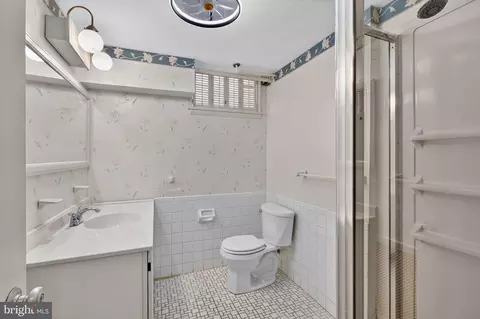 Bath - 805 Orchard Way, Silver Spring, MD 20904 photo 4 of 4