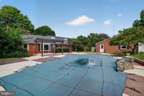 Exterior - 805 Orchard Way, Silver Spring, MD 20904 photo 3 of 15