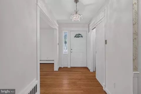 Entry Way - 805 Orchard Way, Silver Spring, MD 20904 photo 1 of 3