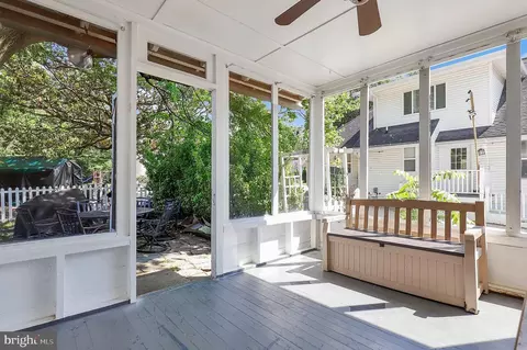 Exterior - 13 Cedar Ave, Gaithersburg, MD 20877 photo 5 of 10